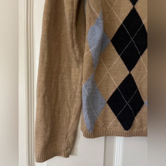 Brooks Brothers 100% Merino Wool Tan Men’s Sweater V Neck, long sleeve Sz M - Picture 2 of 7